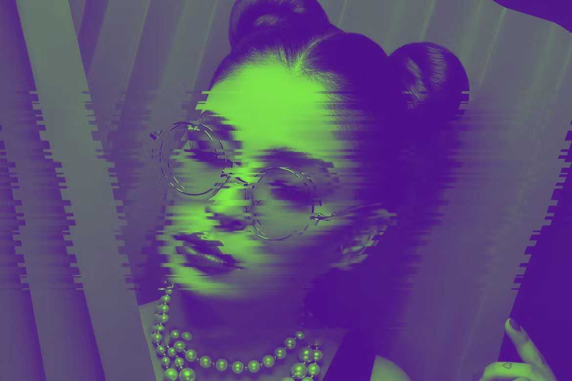 26 Surreal Distortion Photoshop Templates - Photoboto