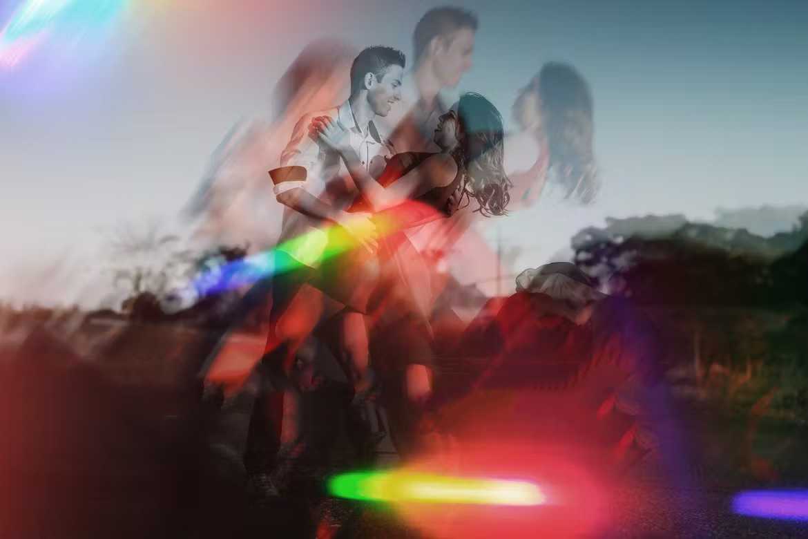 26 Surreal Distortion Photoshop Templates - Photoboto