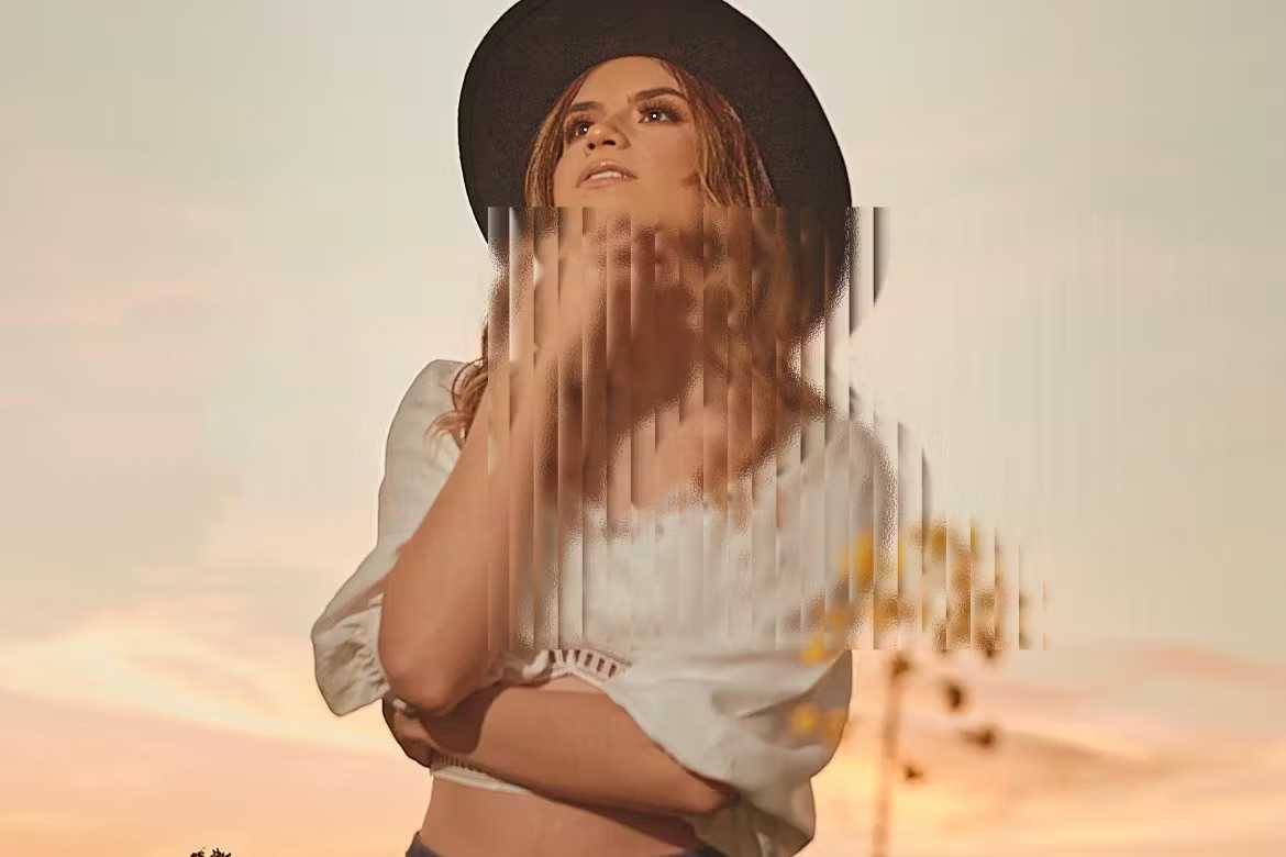 16 Glass Illusions Photoshop Templates Bundle - Photoboto