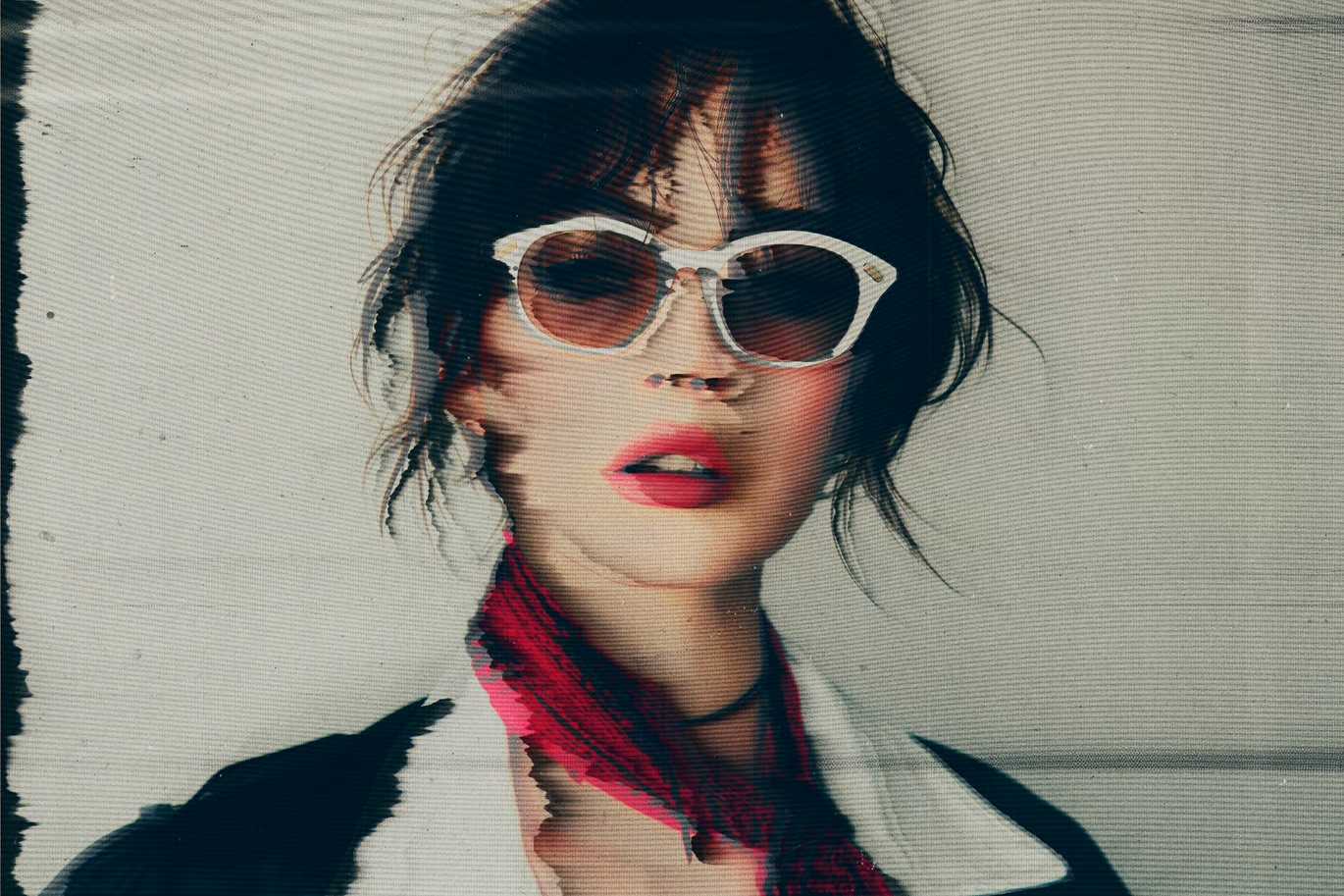 23 Impactful Photoshop Effects Bundle - Photoboto