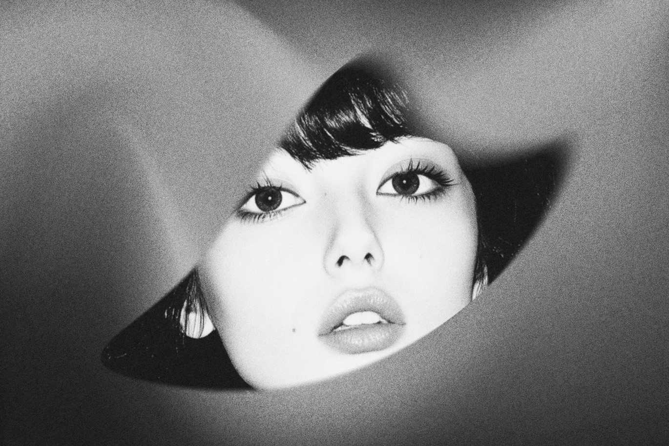 23 Striking Photoshop Effects Bundle - Photoboto