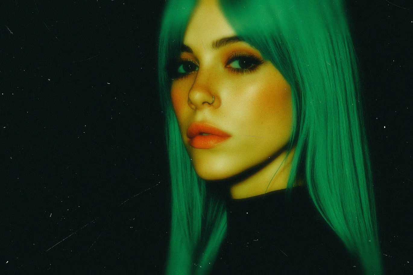 22-In-1 Radiant Glow Photoshop Effects Bundle - Photoboto