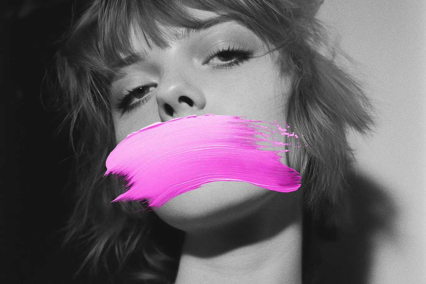 25 Eye-Catching Photoshop Templates Bundle - Photoboto