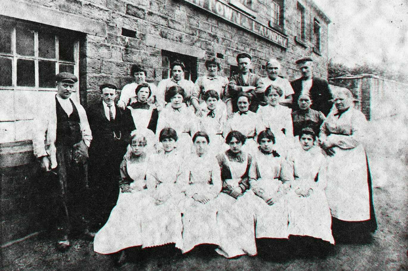 23 Classic Era Photoshop Effects Bundle - Photoboto