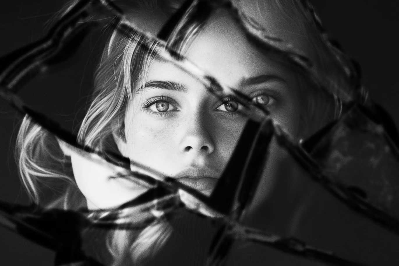 24-In-1 Sophisticated Photoshop Templates Bundle - Photoboto