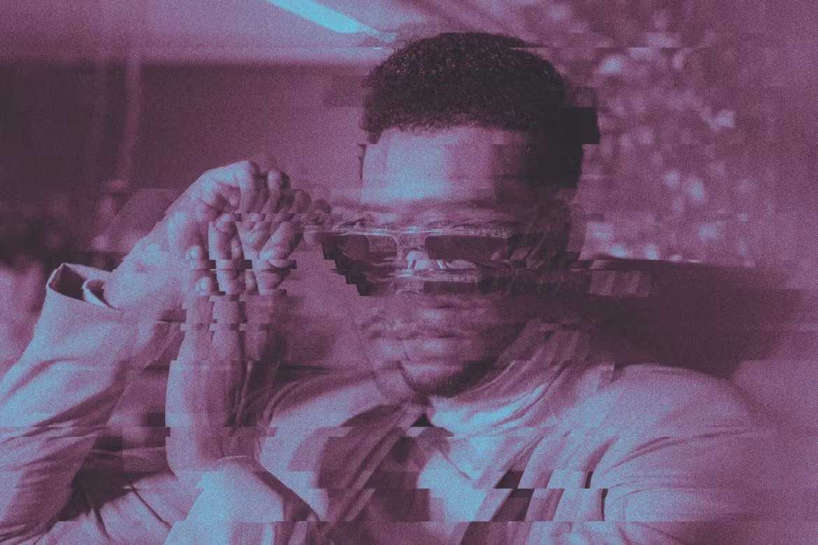 24 Disruptive Glitch Photoshop Effects - Photoboto