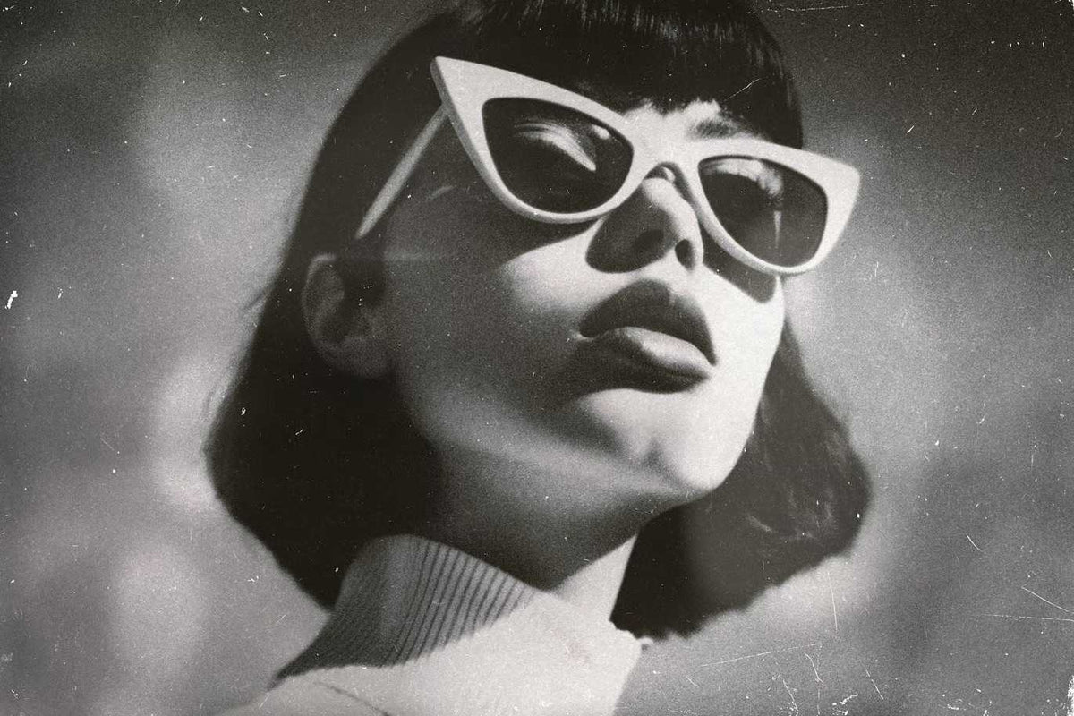 21-In-1 Vintage Photo Artistry Photoshop Effects Bundle