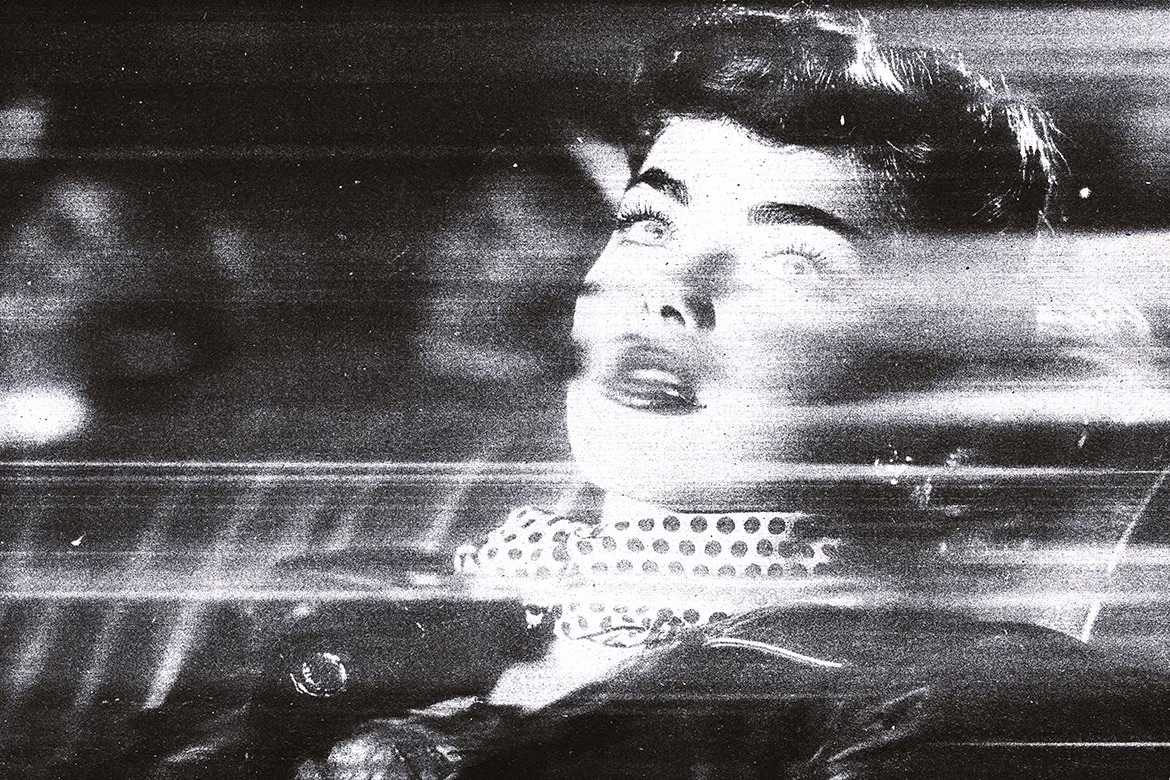 20 Retro Reimagined Photoshop Templates Pack - Photoboto