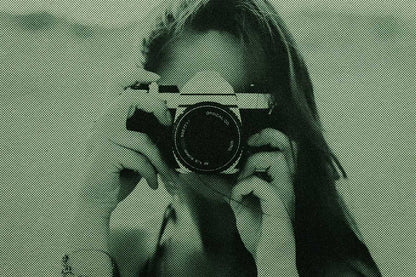 24 Iconic Retro Design Photoshop Templates Bundle - Photoboto