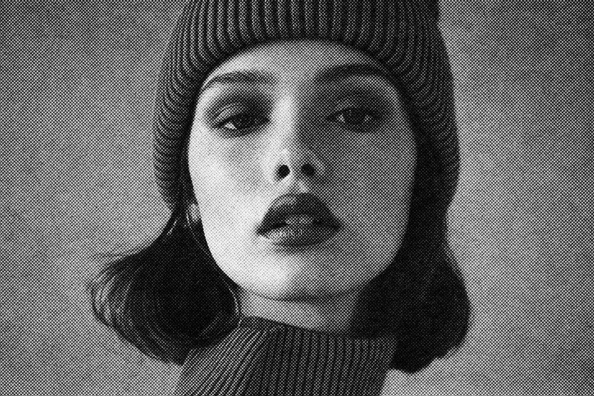28-In-1 Retro Renaissance Photoshop Effects Bundle